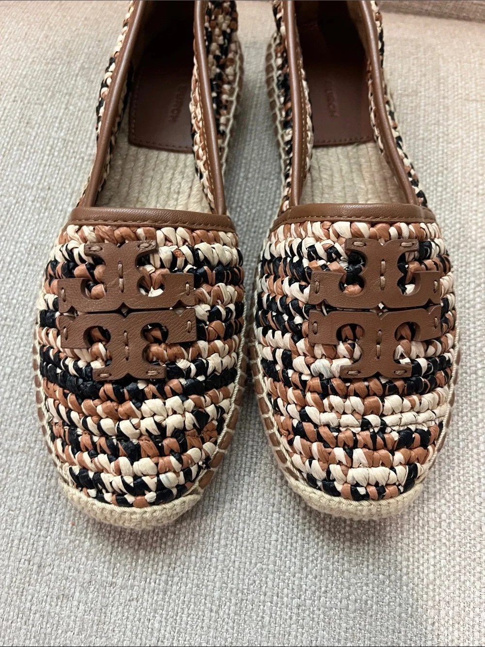 NEW Tory Burch evenly Crochet Raffia Espadrille Flats Size 5.5